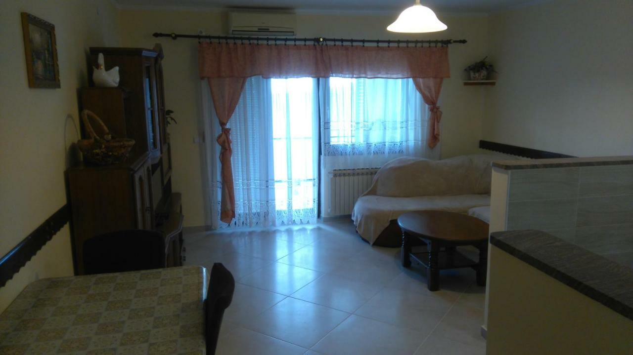 Apartment Ivana Senj  Luaran gambar