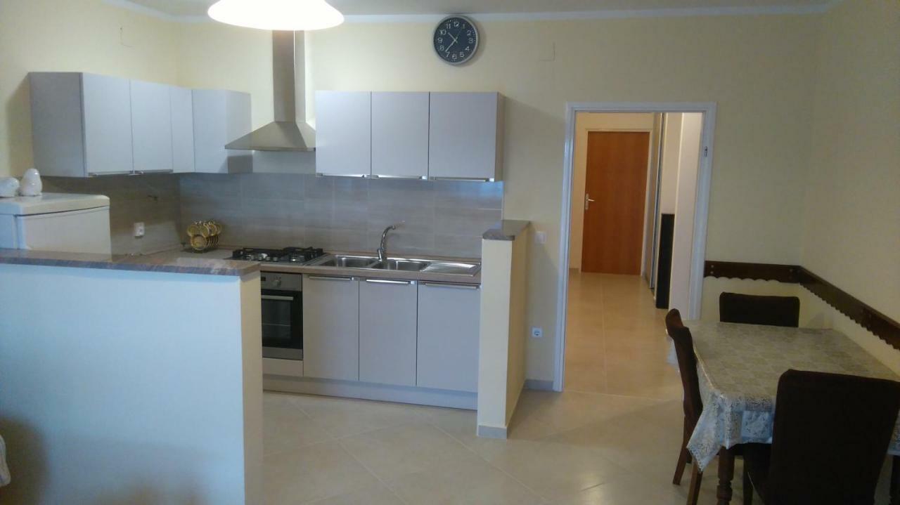Apartment Ivana Senj  Luaran gambar