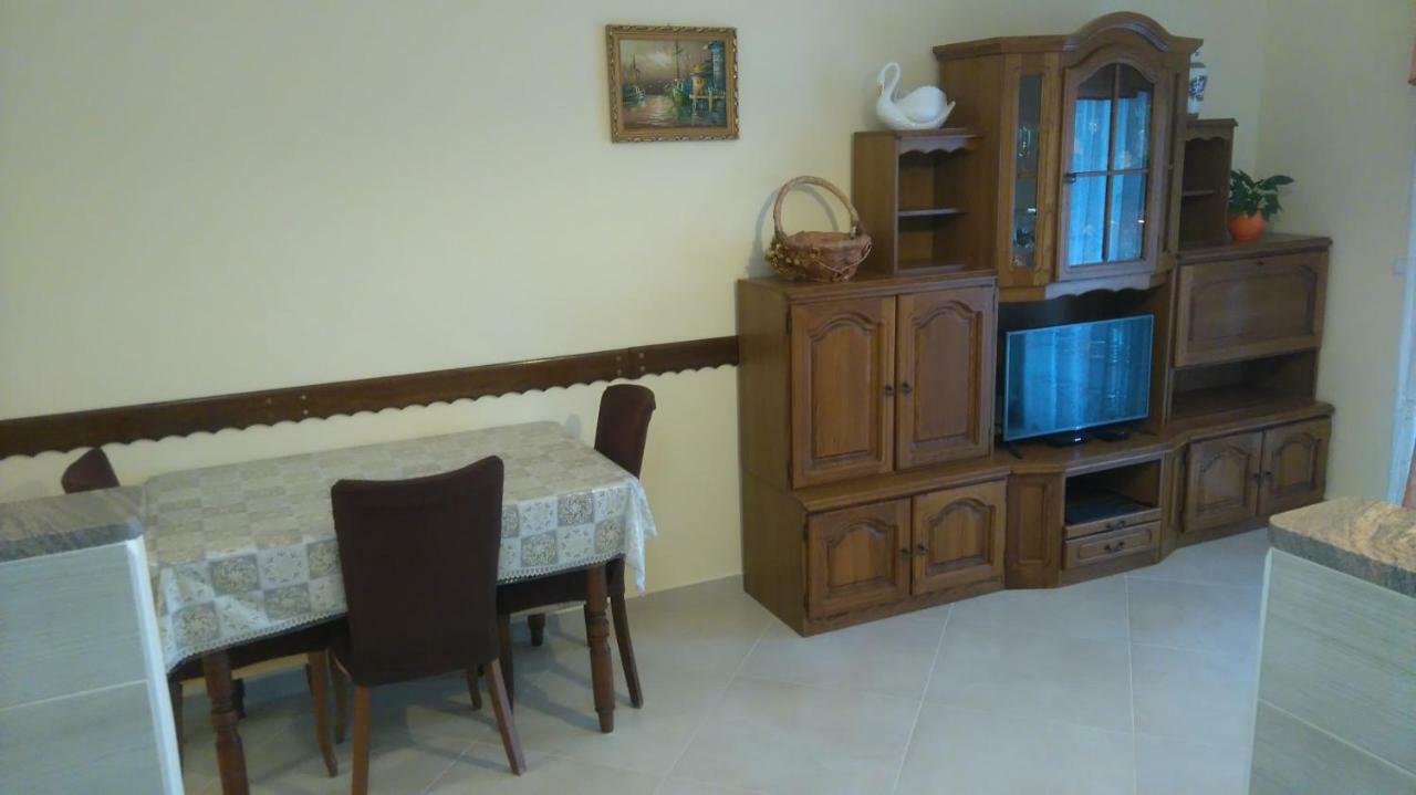Apartment Ivana Senj  Luaran gambar